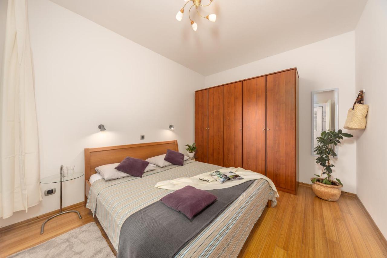 Terra Magica Deluxe Apartment Or Room With Private Parking, Terrace And Sea View Rijeka Bagian luar foto