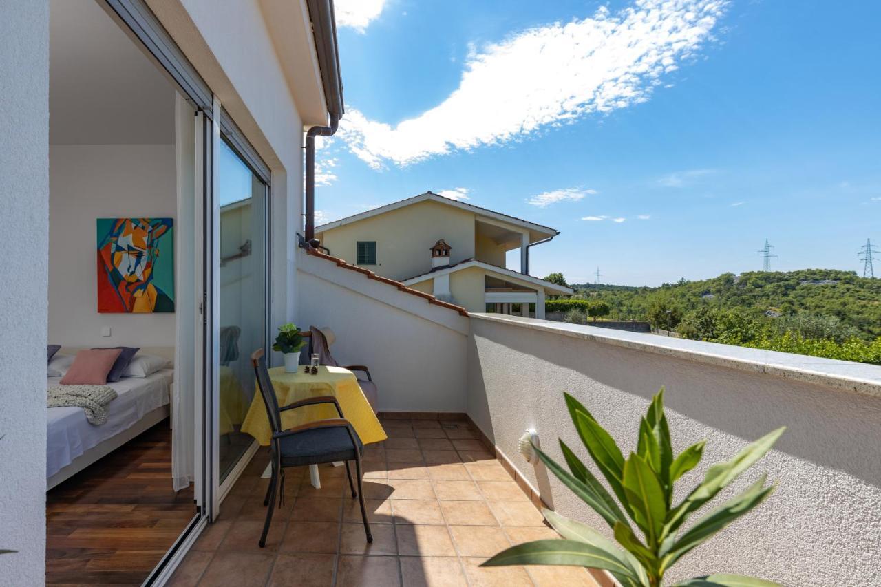 Terra Magica Deluxe Apartment Or Room With Private Parking, Terrace And Sea View Rijeka Bagian luar foto