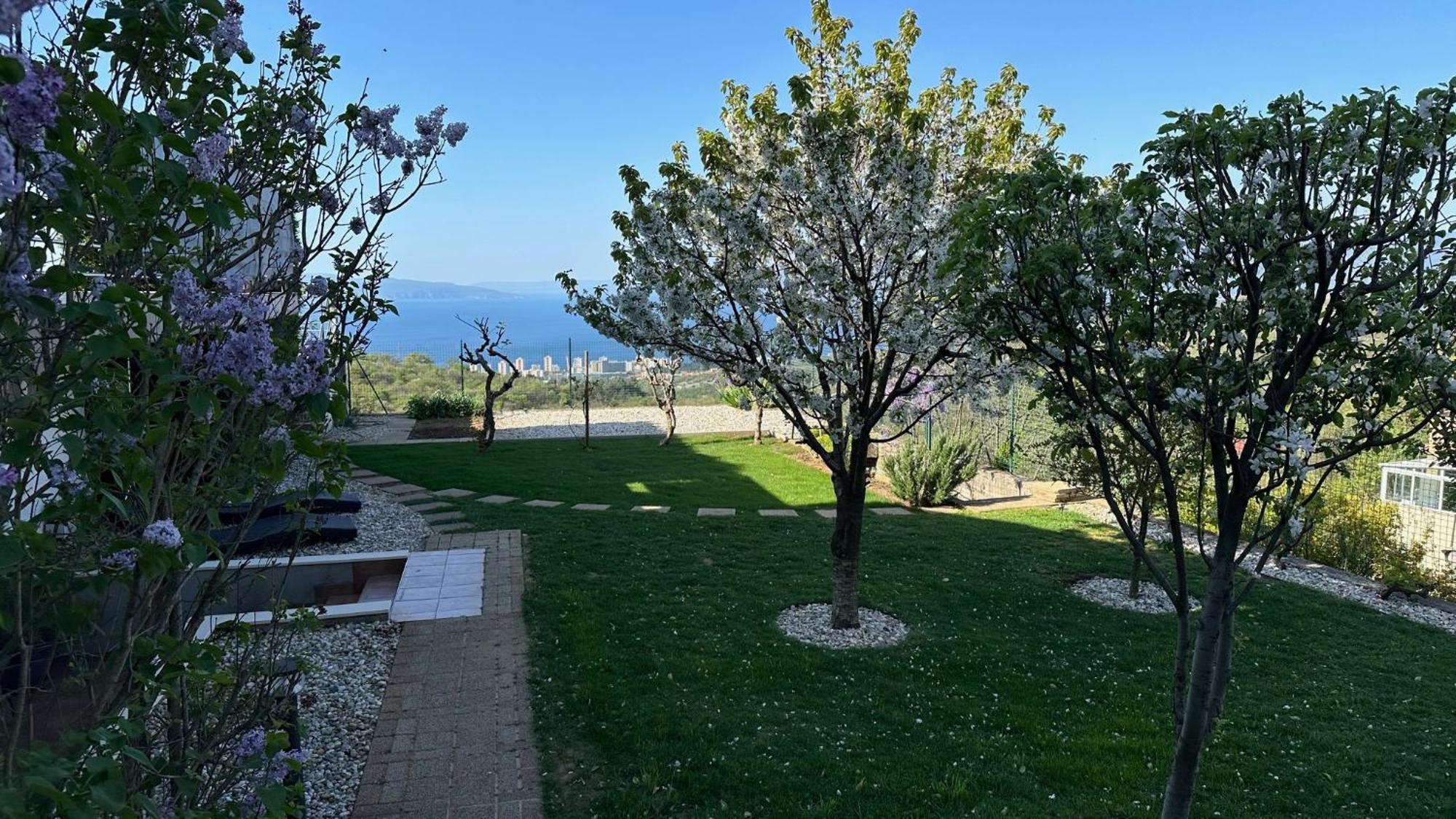Terra Magica Deluxe Apartment Or Room With Private Parking, Terrace And Sea View Rijeka Bagian luar foto